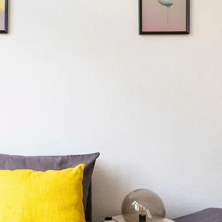 112 Alt-moabit Apartment